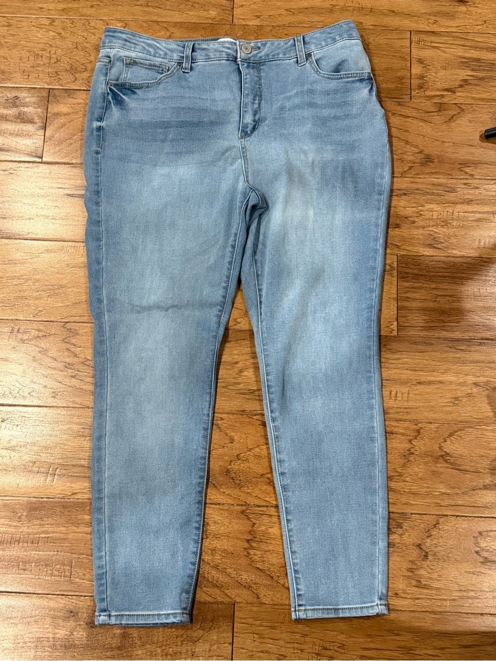 Time and Tru Light Blue Stretch Skinny Jeans
